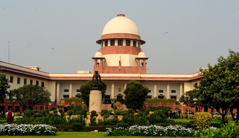 सुप्रीम कोर्ट की दो बेंच ने कर ली एक ही केस की सुनवाई, मामला CJI चंद्रचूड़ तक जा पहुंचा
